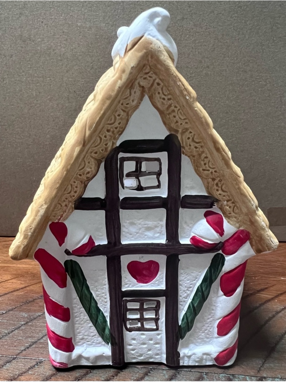 House of Lloyd Christmas Around the World 1992 Candy Cane Wishes House